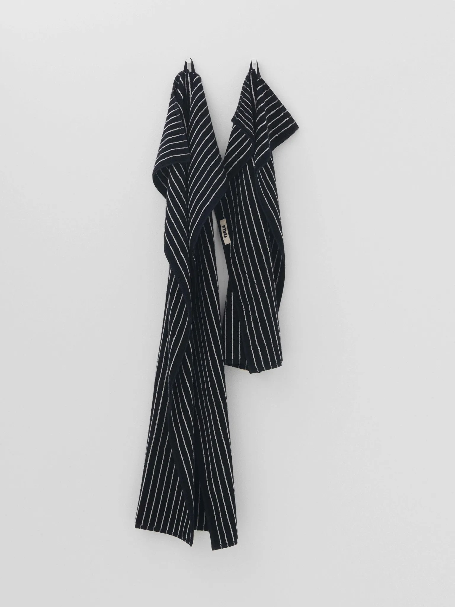 Bath Towel in Black Stripes