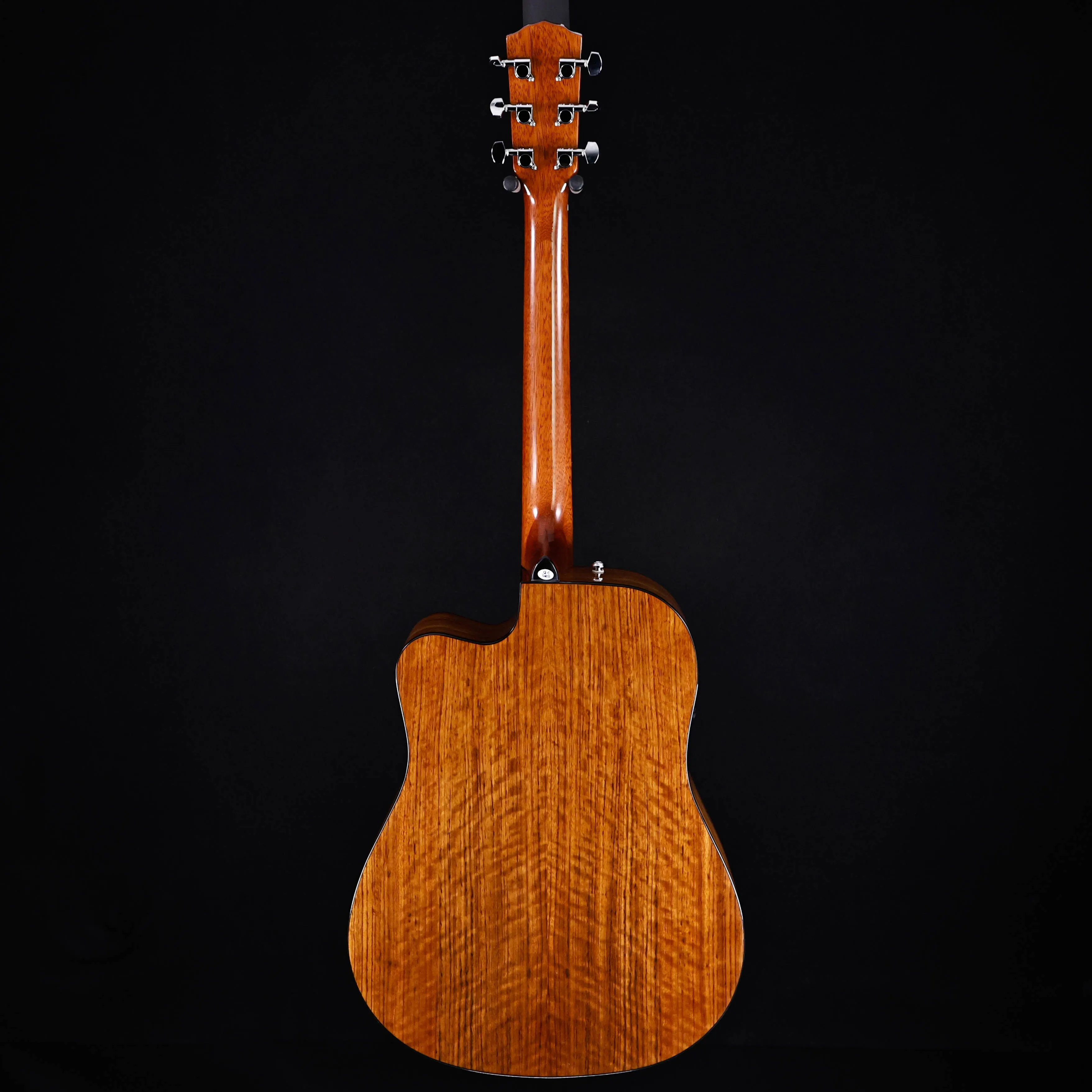 Fender CD-140SCE Dreadnought, Walnut Fb, Natural w/case 4lbs 10.3oz