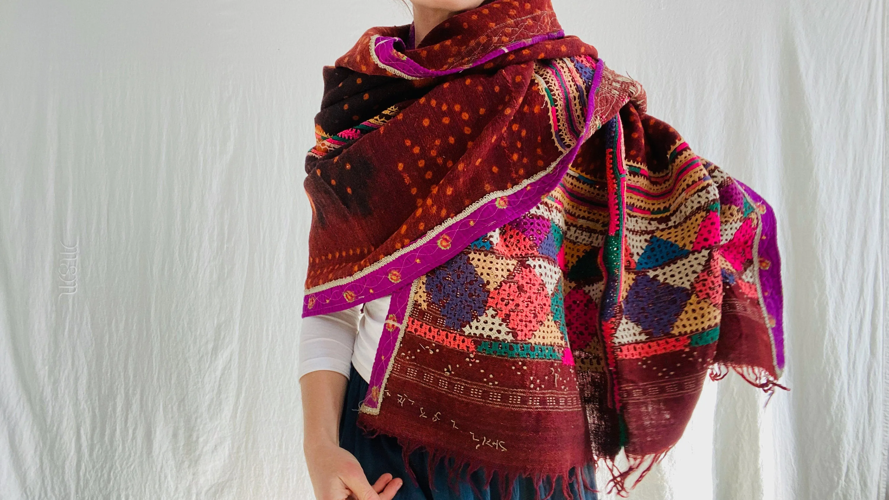 Vintage Rabari Wool Shawl & Throw. Embroidered 0185